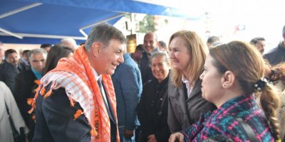 CEMİL TUGAY: 'İZMİR DÜNYANIN GURUR DUYDUĞU ÖRNEK ŞEHİR OLACAK'