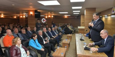 CEMİL TUGAY MENEMENLİLERDEN ŞANS İSTEDİ