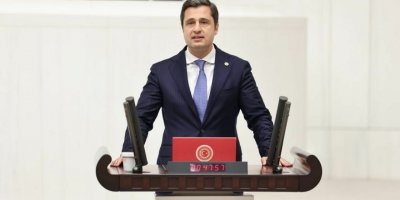 CHP'Lİ YÜCEL: 'İZMİR'DE YAŞANANLAR GERİCİ BİR AYAKLANMADIR'