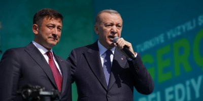 CUMHURBAŞKANI ERDOĞAN İZMİR'DE. YÜZLERİNE ATATÜRK MASKESİ TAKIP YAN GELİP YATTILAR.