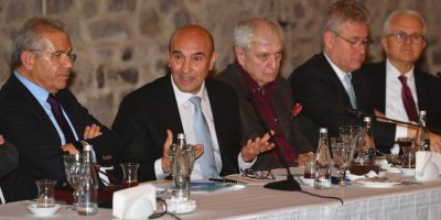 TUNÇ SOYER 'BEN YOLA DEVAM EDİYORUM' DEDİ