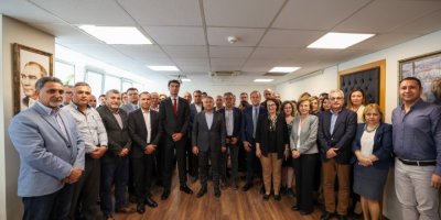 İZSU'DA BAYRAK DEĞİŞİMİ