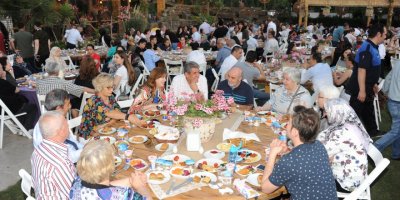 BALÇOVA'NIN DOSTLUK SOFRASI 7 BİN 500 KİŞİYİ AĞIRLADI