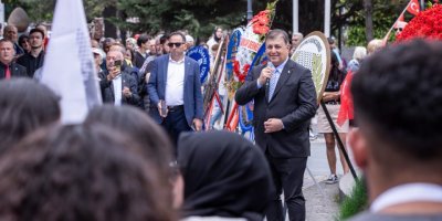 CEMİL TUGAY SAMSUN'A ÇIKTI. TUGAY'DAN 19 MAYIS MESAJLARI.