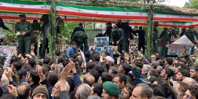 İRAN CUMHURBAŞKANI REİSİ İÇİN TEBRİZ'DE CENAZE TÖRENİ DÜZENLENDİ