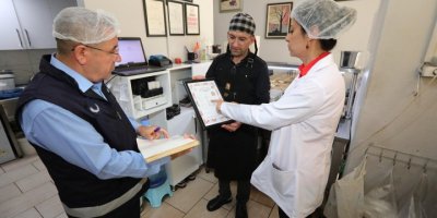 BAYRAKLI'DA GIDA DENETİMİ