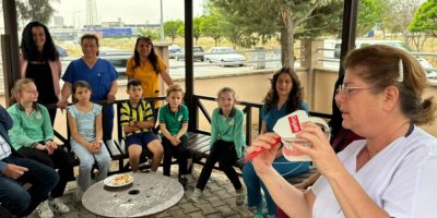 BORNOVA BELEDİYESİ'NDEN ÇOCUKLARA DİŞ TARAMASI