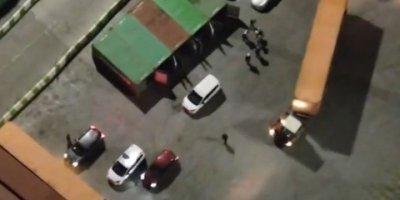 GÜMRÜKTEKİ 373 KİLO KOKAİNİ POLİS YAKALADI