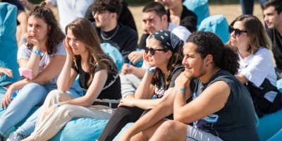 İZMİR'DE YAZ ÜNİVERSİTESİ GÜNLERİ BAŞLIYOR