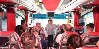 'MERHABA..BEN VALİYİM..ADIM FUNDA...'