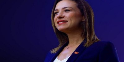 SELÇUK'TA 5 ÇOCUK YANDI NÖBET TUTMADI OTOPARK PARASI İÇİN NÖBET TUTMAYA BAŞLADI