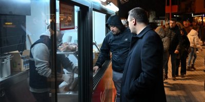 BORNOVA'DA SOĞUK DAYANIŞMASI