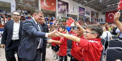 İZMİR BÜYÜKŞEHİR SPOR MARATONUNA BAŞLIYOR