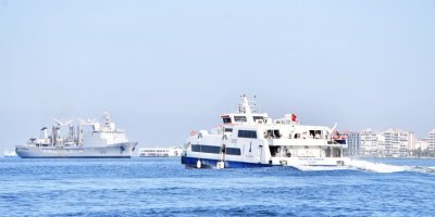 İZMİR'DE İSTİKAMET SAKIZ ADASI