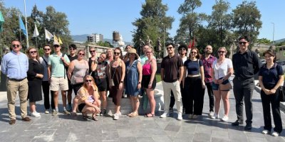 BORNOVA'DA GENÇLİK BULUŞMASI