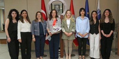 KARŞIYAKA'DA BEYAZ BARETLİ KADINLAR İLE İŞ BİRLİĞİ