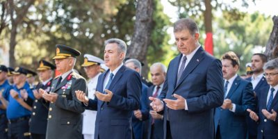 CEMİL TUGAY 15 TEMMUZ ŞEHİTLERİNİ ANDI