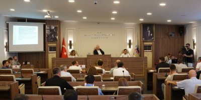 KEMALPAŞA MECLİSİ'NDE GERGİNLİK