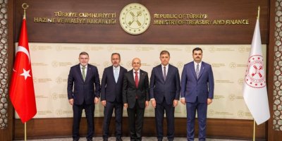 AK PARTİLİ SAYGILI İLE CHP'Lİ TUGAY ANKARA'DA