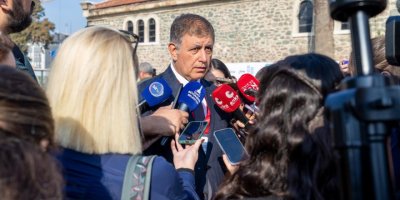 CEMİL TUGAY'DAN ÇÖP AÇIKLAMASI...'BEN ÜZERİME DÜŞENİ YAPIYORUM'