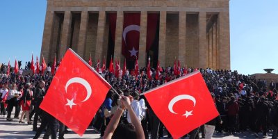 19 Mayıs tüm yurtta coşkuyla kutlanıyor..