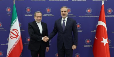 Bakan Fidan İranlı mevkidaşı ile görüştü