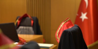 84 hakim ve savcı meslekten çıkarıldı!