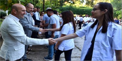 TUNÇ SOYER PERSONELİ İLE BAYRAMLAŞTI...