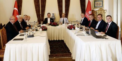 CHP'li büyükşehir belediye başkanları İstanbul'da