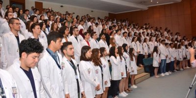 DEÜ TIP FAKÜLTESİ YENİ ÖĞRETİM YILINA 'MERHABA' DEDİ