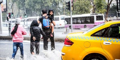 Marmara ve Ege için 'kuvvetli sağanak' uyarısı