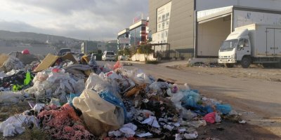 BORNOVALININ UMUDU TUNÇ BAŞKAN..BORNOVA'DA ÇÖP DAĞLARI...