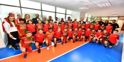 KARŞIYAKA VE GÖZTEPE'NİN GENÇLERİNDEN DOSTLUK MESAJI