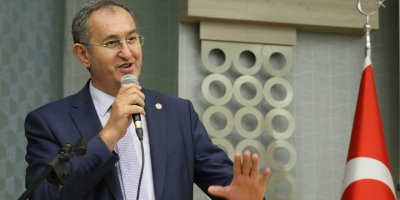 CHP'Lİ SERTEL: 'BASIN KARTI İPTAL EDİLENLERİN NÜFUS CÜZDANI DA İPTAL EDİLECEK Mİ?