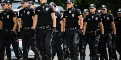 YILBAŞI ALARMI...TAM 317 bin 121 POLİS GÖREV YAPACAK..İŞTE O TELEFONLAR..