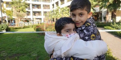 VERDİĞİ İLİKLE KARDEŞİNİN KAHRAMANI OLDU