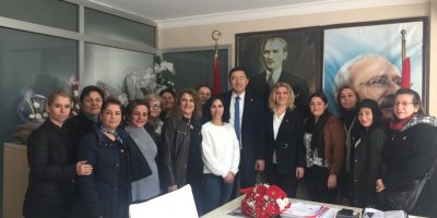 ÇİĞLİ CHP KADIN KOLLARI BAŞKANLIĞI'NA ÇİĞLİLİ ADAY..SEZİGEN'DEN ADAYLIK AÇIKLAMASI...