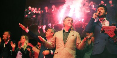 CHP BORNOVA ADAYI İDUĞ: ' BORNOVA'DA MART'IN SONU BAHAR'