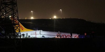 İZMİR-İSTANBUL UÇAĞI PİSTTEN ÇIKTI..İŞTE SON  GELİŞMELER..FOTOĞRAFLAR