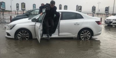 İZMİR'DE YAĞMUR ALARMI..TAKVİYE PERSONEL ÇAĞRILDI