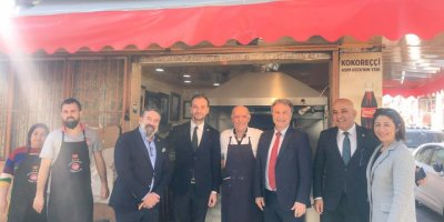 CHP BORNOVA ADAYI DR. MUSTAFA İDUĞ'A BİR DESTEK DE ASIM USTA'DAN GELDİ