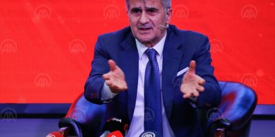 ŞENOL GÜNEŞ'TEN İZMİR'DE ÖNEMLİ AÇIKLAMALAR