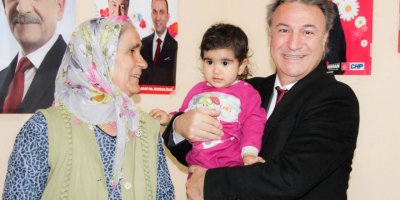 CHP BORNOVA ADAYI İDUĞ: BORNOVA'DA SANDIKLAR ÇİÇEK AÇACAK