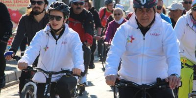 CHP'Lİ CEMİL TUGAY 'KARŞIYAKA'DA BİSİKLETSİZ ÇOCUK KALMAYACAK'