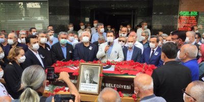 CHP İZMİR'DE HÜZÜNLÜ TÖREN..DEĞİRMENCİ SON YOLCULUĞUNA UĞURLANDI