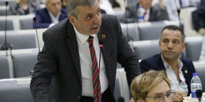 MHP KONAK'TAN ABDÜL BATUR'A 'ESNAFTAN BU YIL VERGİ ALMAYIN'