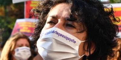 EŞLER EYLEMDE BULUŞTU..BELEDİYE BU FOTOĞRAFLARLA PAYLAŞTI ..NEPTÜN HANIM DAHİL GÖZALTI YOK