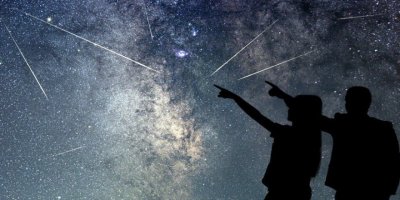 İZMİRLİLER GÖZÜNÜZ GÖKYÜZÜNDE OLSUN..ŞÖLEN BAŞLIYOR..