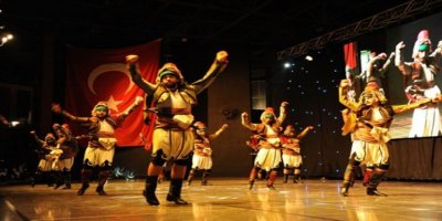 BALÇOVA HALK DANSLARINA ULUSLARARASI ÖDÜL