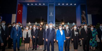 TUNÇ SOYER: 'İEF ÜLKEMİZE VE İZMİR'E İYİ GELECEK' DEDİ